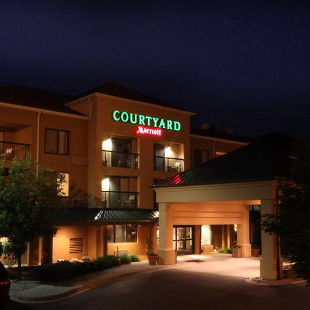 Hotel Courtyard By Marriott Flint Grand Blanc Esterno foto